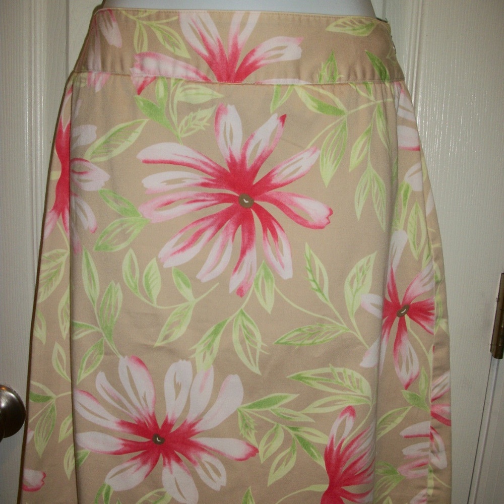 TALBOTS Straight Floral Skirt Size 6 - Picture 1 of 8